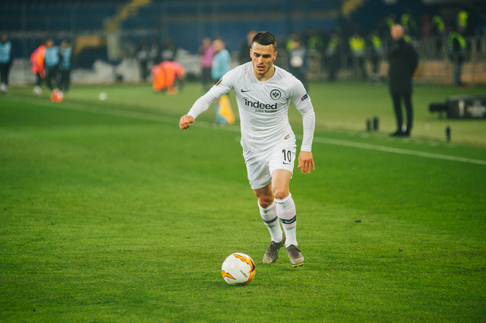 Womit Toppmöller kämpft – So tief steckt Eintracht in der Taktik-Falle!