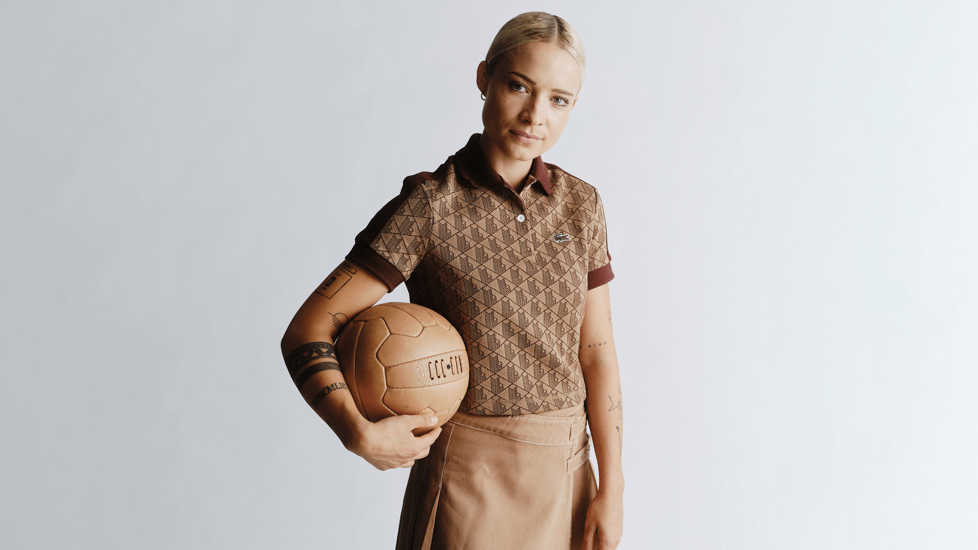 Lena Cassel: Eine Pionierin im Fußballjournalismus