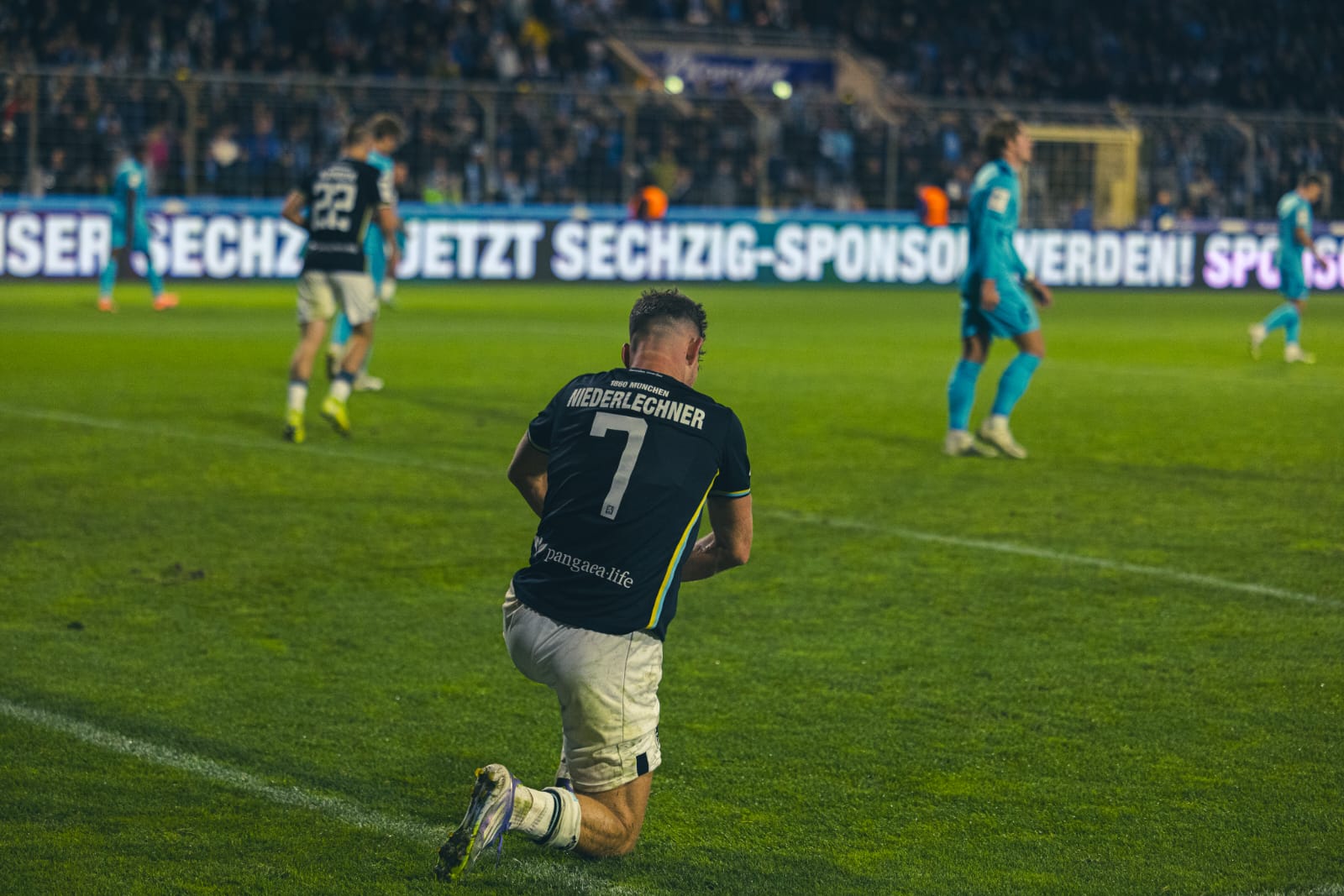 Florian Niederlechner – Der Arbeiter, den der moderne Fußball vergessen hat